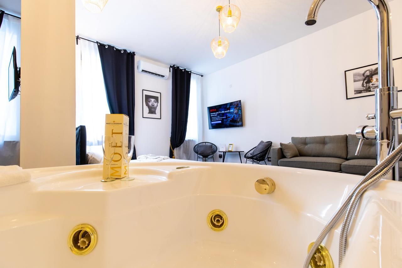 Muni Boutique Flat By Babylon * Nápoles